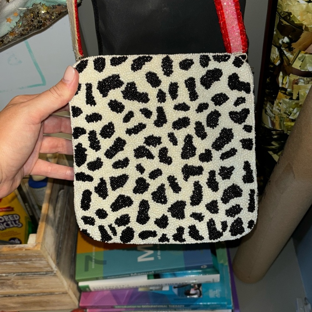 Moyna beaded purse
